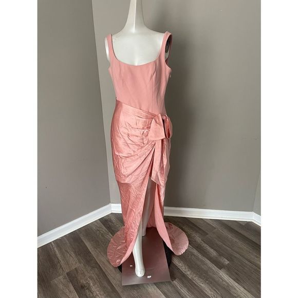 Cinq à Sept
Marian Draped Gown - Picture 6 of 13